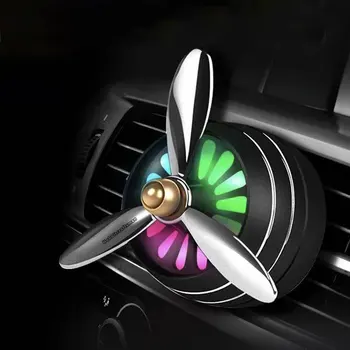 Mini LED Carro Cheiro Refrogerador de Ar Condicionado Liga de Auto de Ventilação de Saída Perfume Clipe Fresco Aromaterapia Fragrância Atmosfera de Luz