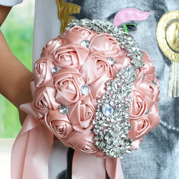 Simulação de Diamante Buquê de Rosas Artificiais Mariage Segurando Flores de Seda com Fita de Cetim Nupcial Acessórios