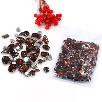 Vender em uma perda! misto forma Vinho vermelho cystal de vidro costurar em strass com base de prata diy acessórios de vestuário SWM08